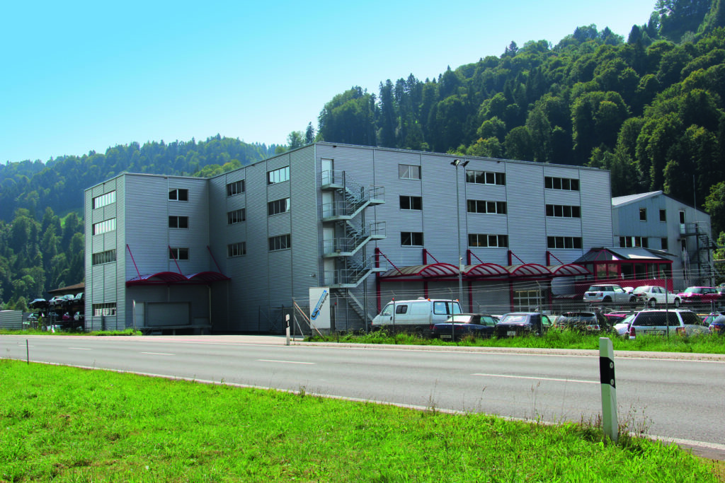 Neubau der Lagerhalle Auto Recycling.