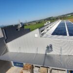 Neubau der Werkhalle und der Bürogebäude.